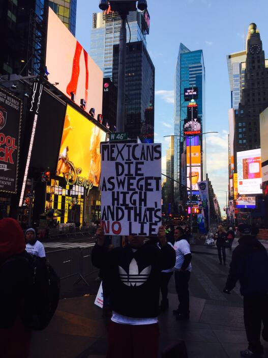 Piden justicia para los 43 estudiantes de magisterio