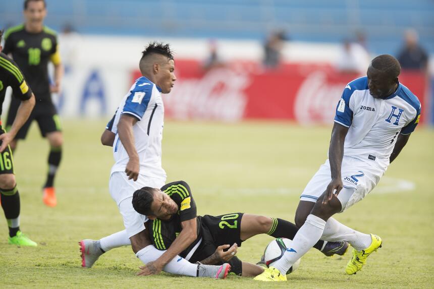 Horrible fractura de Garrido ante el Tri