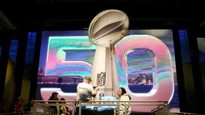 NFL.com/Español con transmisión en vivo desde el Radio Row del Super Bow...