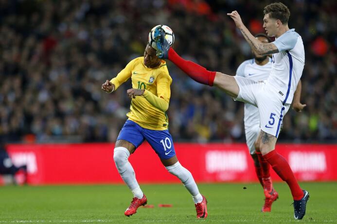 En fotos: Inglaterra y Brasil no se hicieron daño en amistoso de grandes...