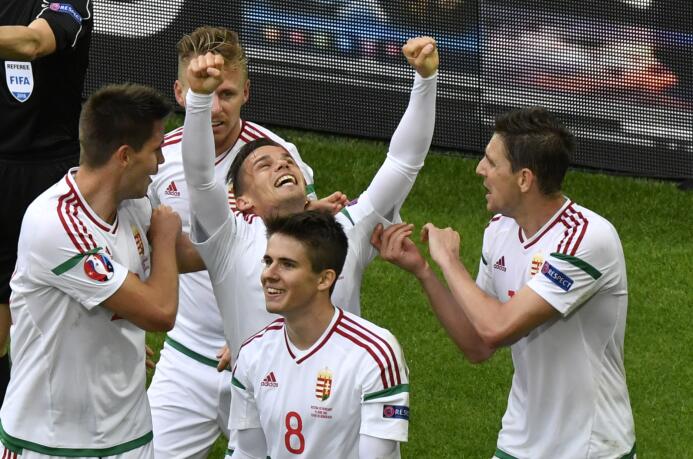 Hungría e Islandia sorprenden en la Euro