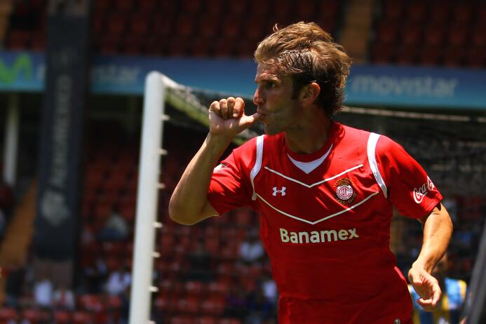 El uruguayo Iván Alonso fue el rey del Apertura 2011 con 11 tantos.