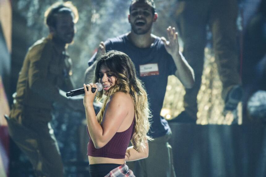 zion y lennox karol g mira los ensayos de premios juventud 2016 becky g y m 225 s zion y lennox karol g mira los ensayos de premios juventud 2016 becky g y m 225 s