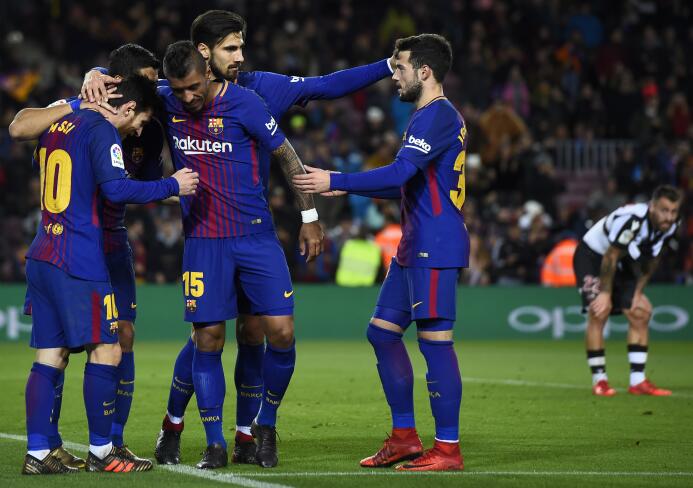 En fotos: Messi comanda la fiesta del Barcelona gettyimages-902252874.jpg
