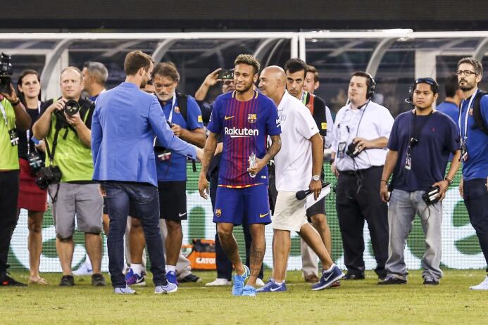 Aquí está la fórmula financiera del papá de Neymar para llevárselo al PS...
