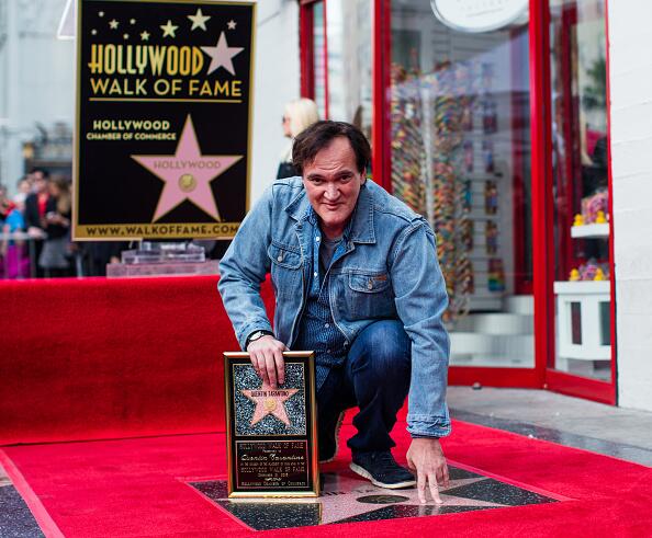 El cineasta Quentin Tarantino recibe su estrella en el Paseo de la Fama