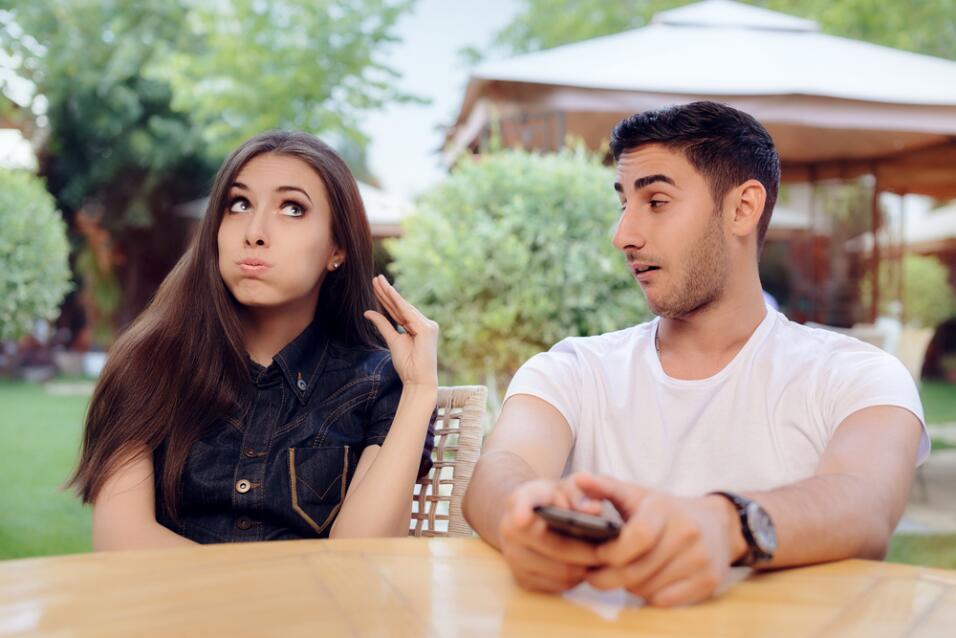Horoscope Thursday, September 14 - Univision - Univision 16 parejas