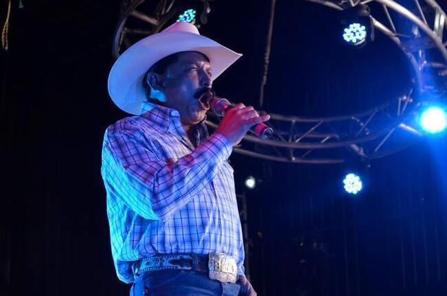 Emilio Navaira