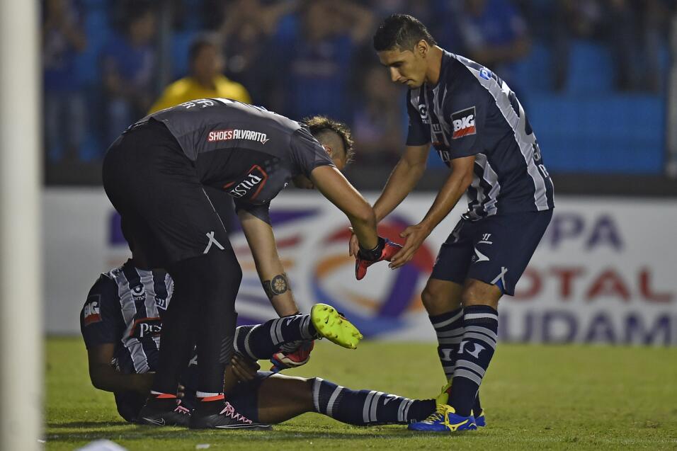 McCarthy sufrió fractura de tibia y peroné involuntaria de Rondón: “Espe...