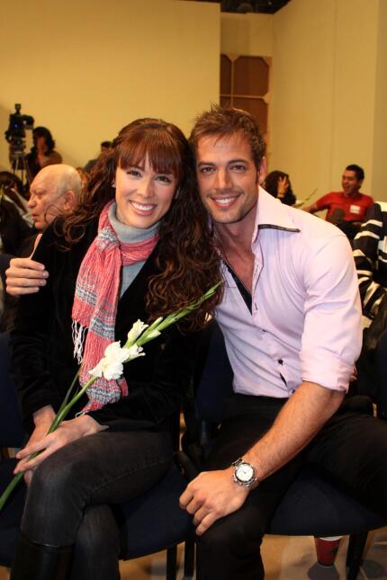Jacqueline Bracamontes y William Levy