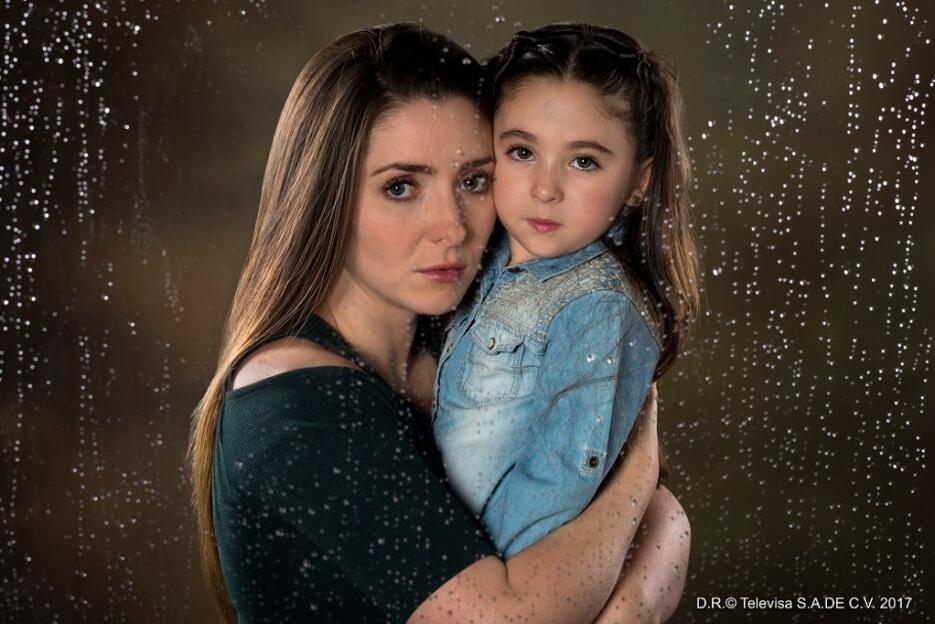 Estela Carrillo, una madre aguerrida como Ariadne Díaz