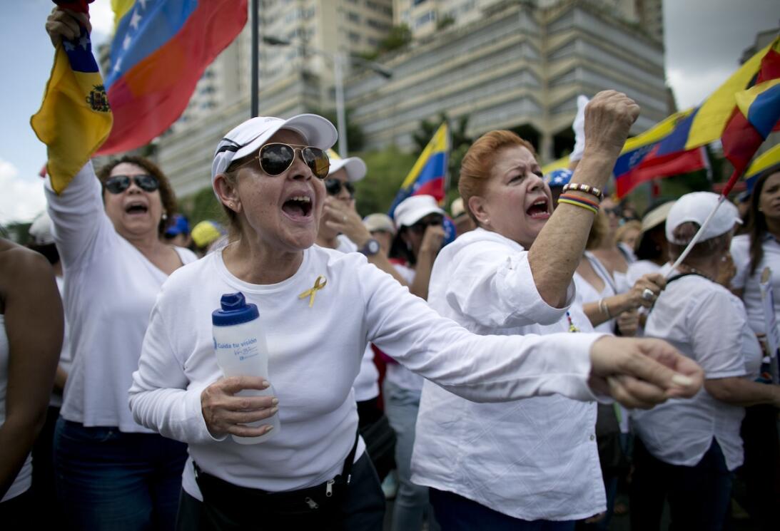 Así fue la marcha que realizaron las mujeres en Caracas para exigir el r...