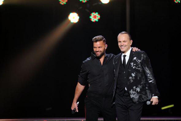 Así llegó Ricky Martin para fundirse en un abrazo con la 'Persona del Añ...