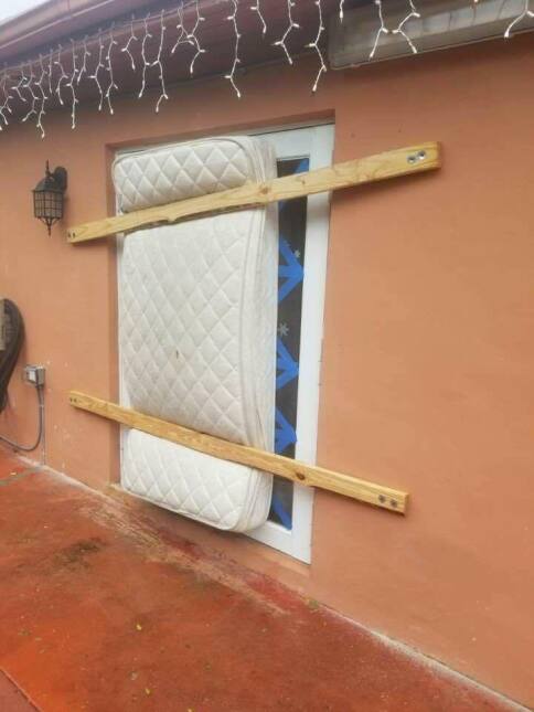 El ingenio de Hialeah: las medidas de protección contra Irma más ocurren...