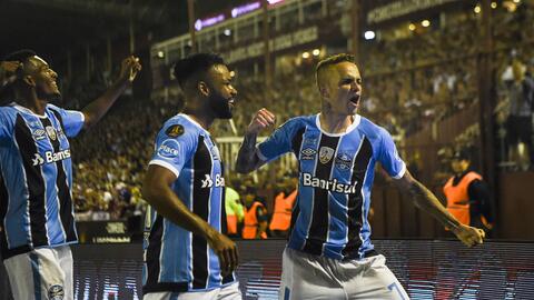 Gremio se impuso a Lanús en la final de la Copa Libertadores de América...