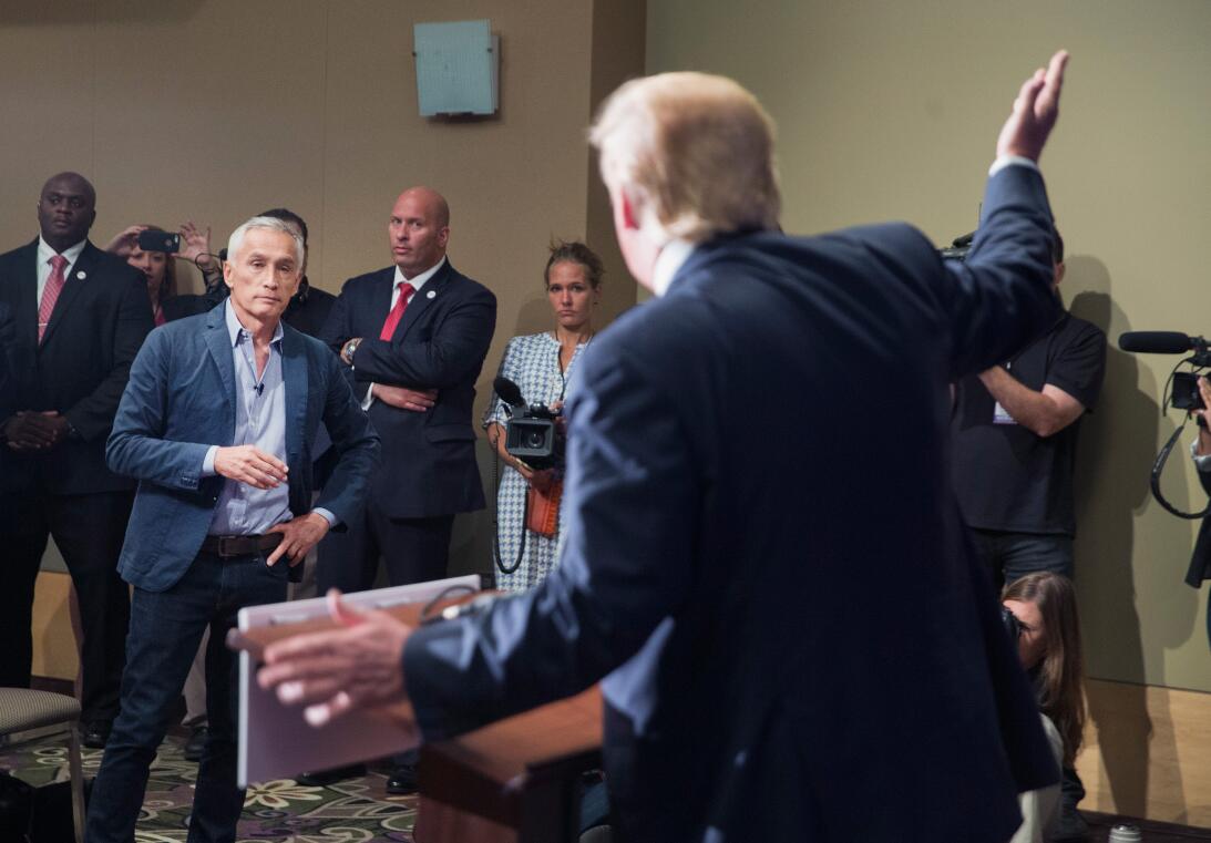 25 de agosto 2015, la refriega con Jorge Ramos. "Tengo una pregunta...