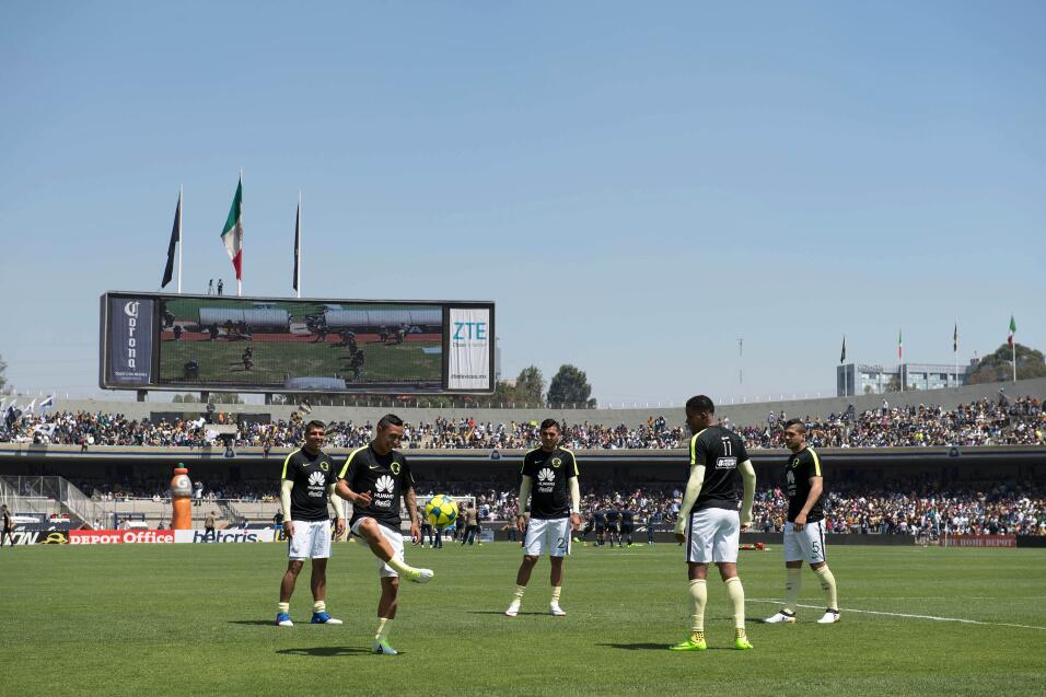 Oribe Peralta le dedicó emotivo mensaje a Diego Lainez 001 Calentamiento...
