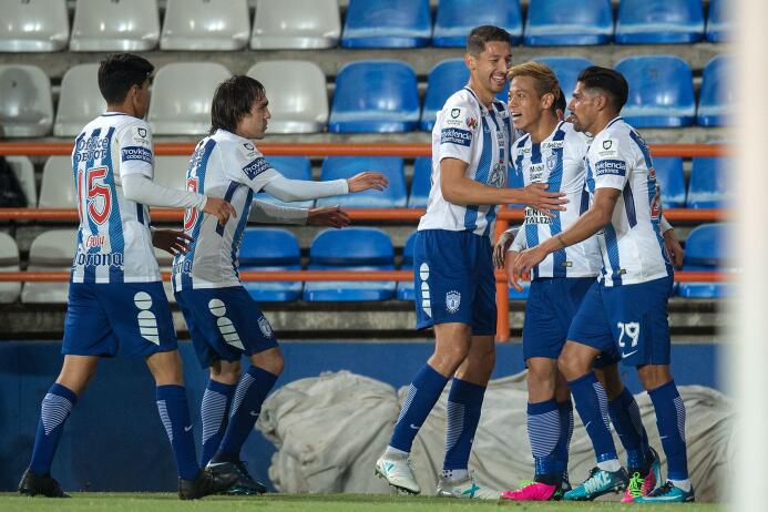 Pachuca golea a Xolos y es semifinalista de la Copa MX gol-keisuke-honda...