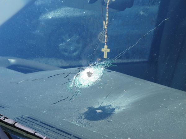 Vehículos impactados en la autopista