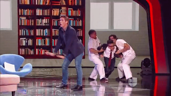 Gifs de Pequeños Gigantes USA.