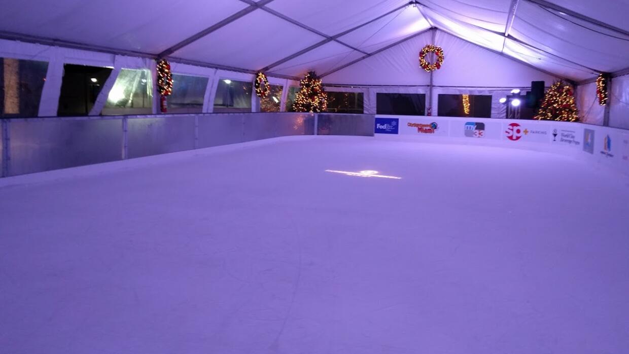 Ahora puedes patinar sobre hielo en Miami Univision Ahora puedes patinar sobre hielo en Miami Univision