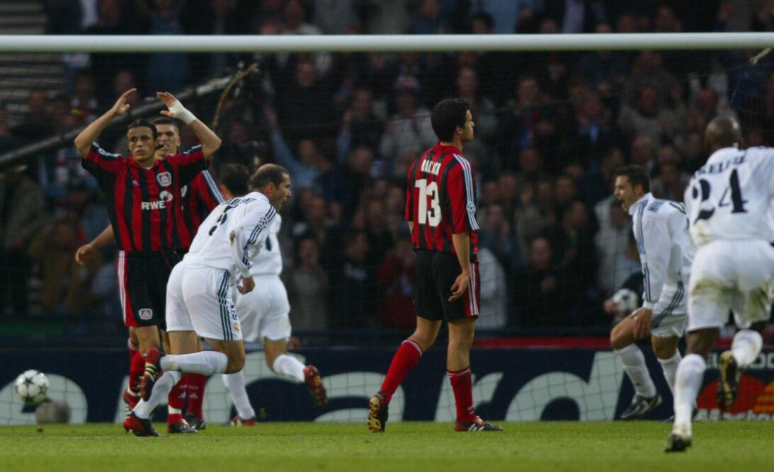 Se cumplen 15 años de la volea mágica de Zidane, el mejor gol en la hist...