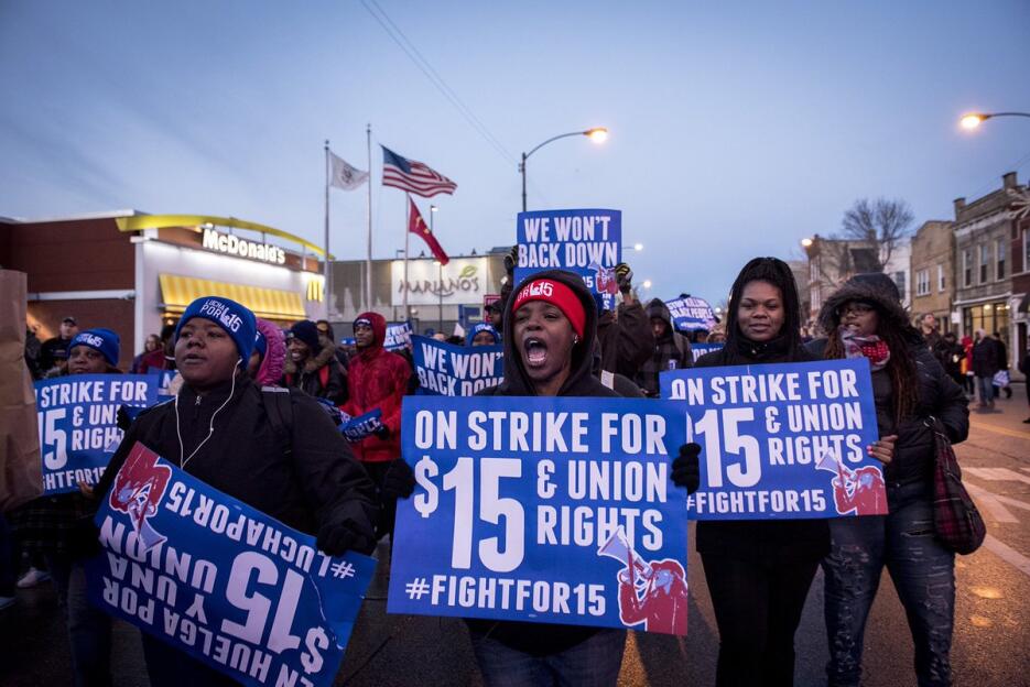 Imágenes de la Lucha por los 15 en Chicago