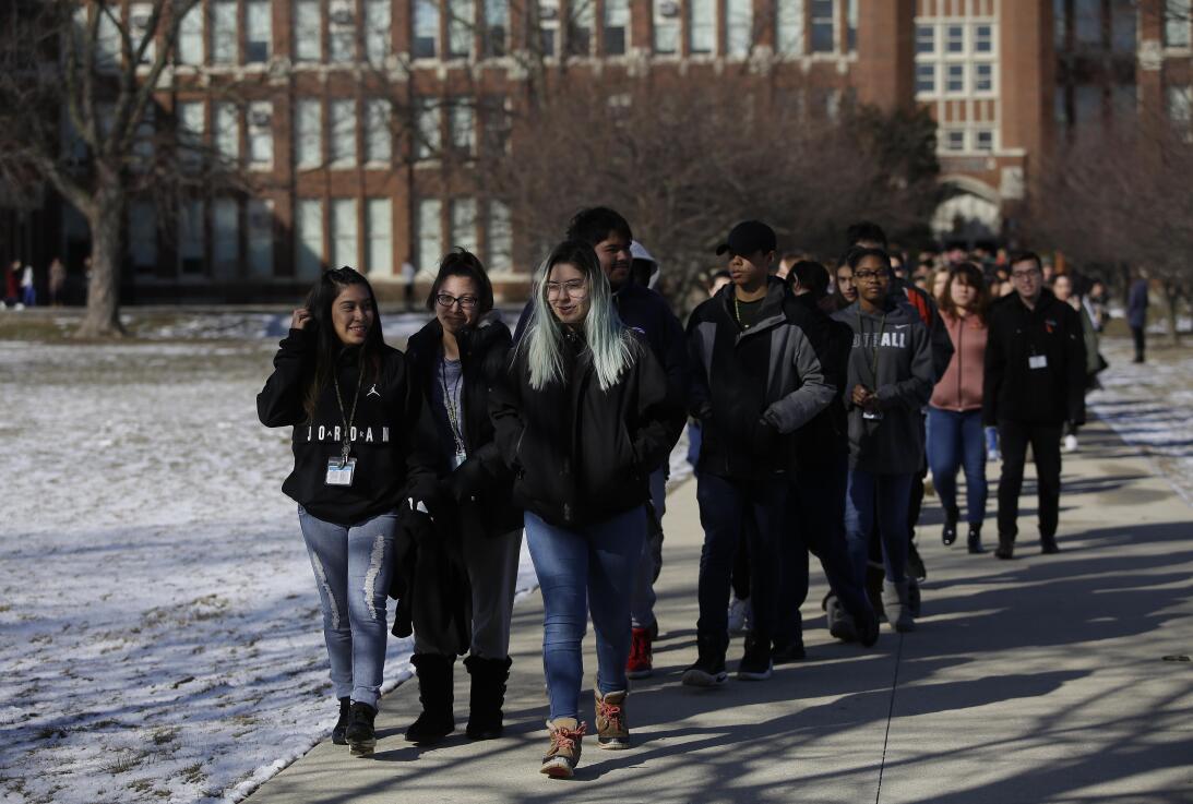 uni contigo estudiantes FAFSA