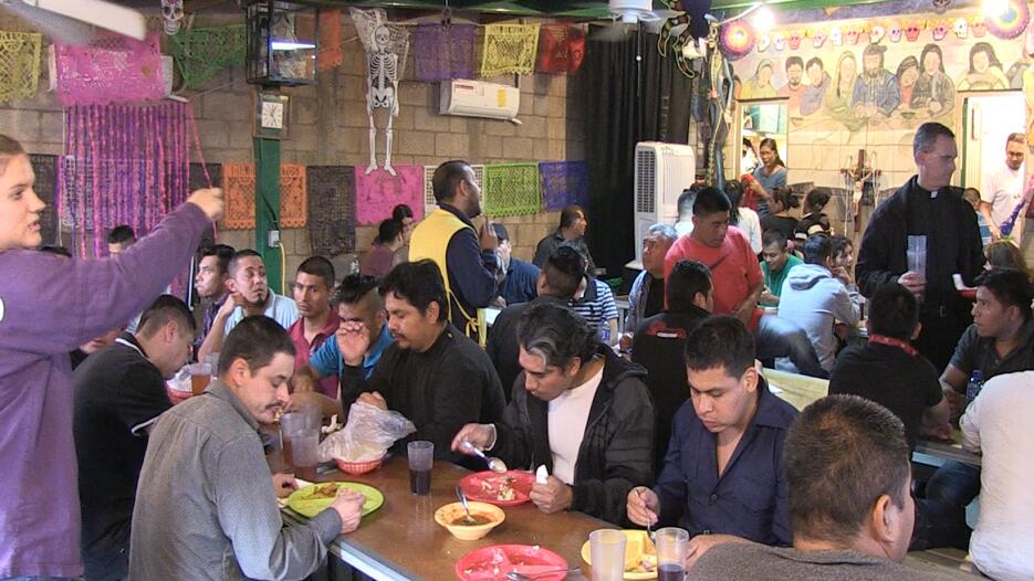 En fotos: Centro de Atención al Migrante Deportado en Nogales, México co...