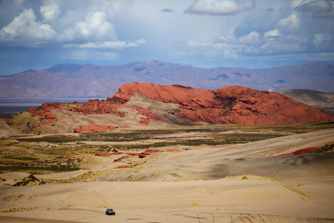 Las 20 postales de paisajes durante la dura competencia en el Rally Daka...