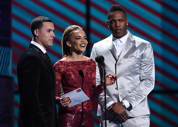 Javier Báez y Aroldis Chapman presentes en Latin Grammy 2016