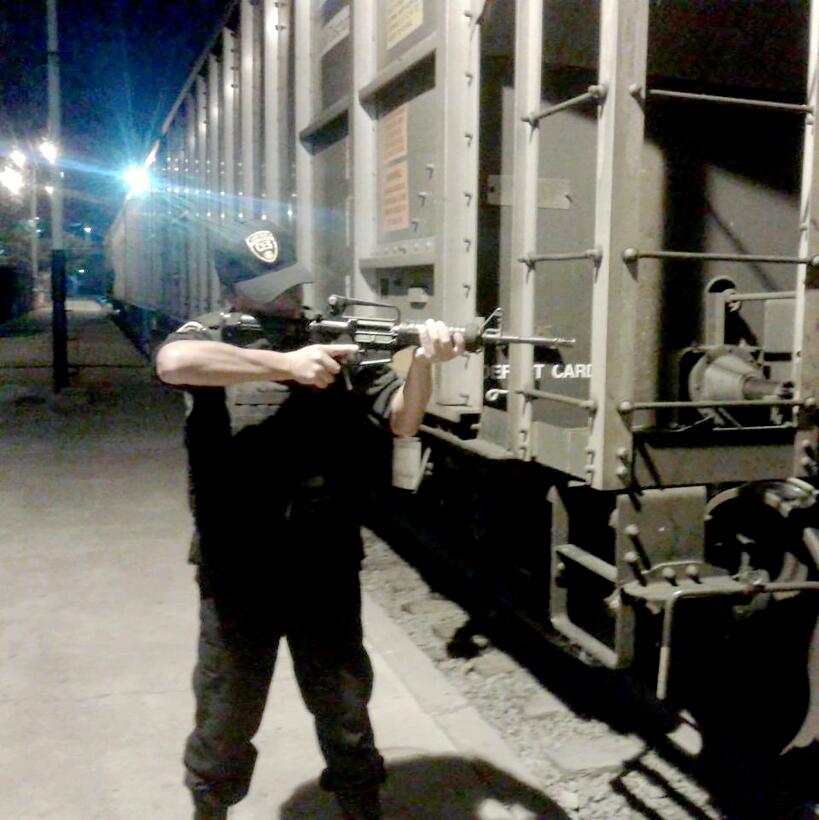 El Ejército mexicano le ha vendido a Cusaem más de 7,000 armas de alto c...