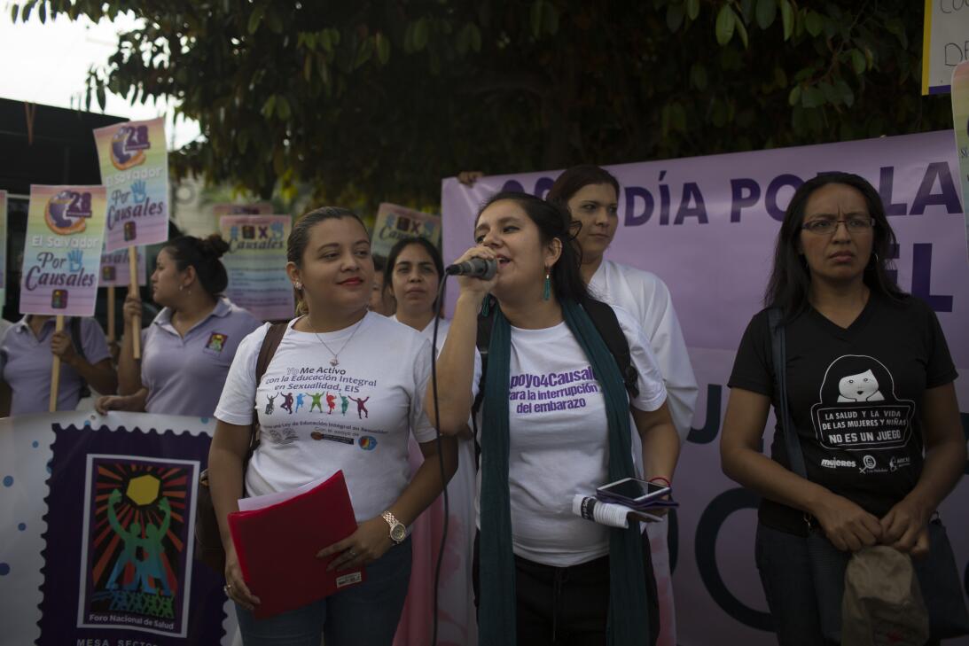 Photos: Activists push for greater access to abortion in El Salvador el-...