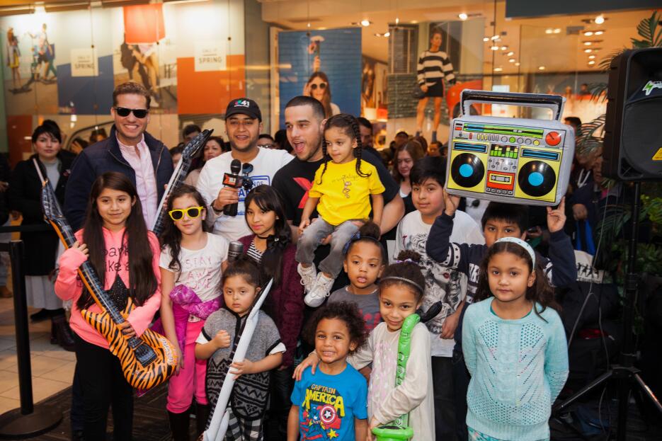 El Carnaval de Diversión de Pequeños Gigantes llegó a Nueva York UNI2.4....
