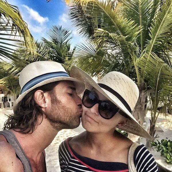 Sebastián Rulli y su hijo de vacaciones