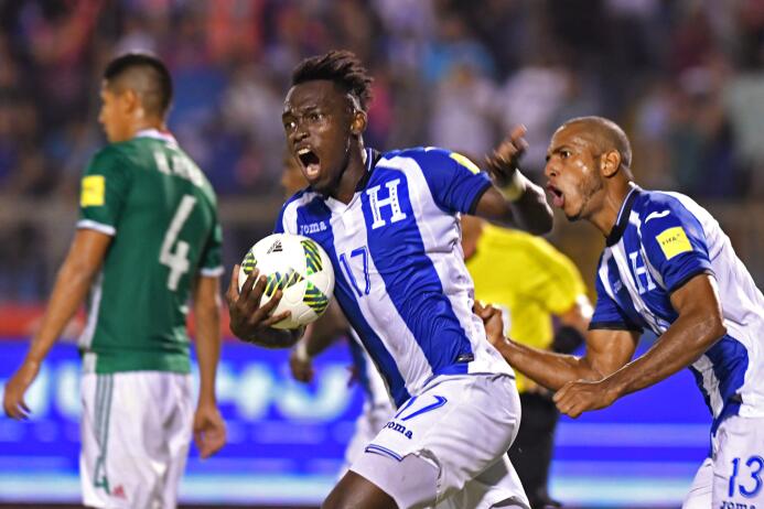 ¡Honduras al repechaje! Los catrachos quitaron invicto y récord al Tri g...