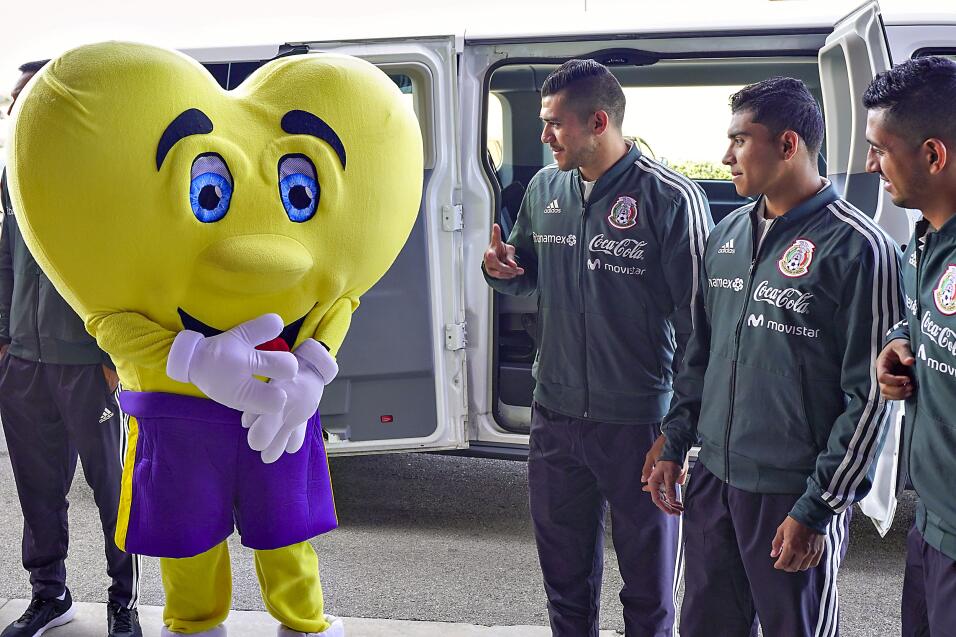México se prepara para la Copa del Mundo 2018 ante Bosnia en San Antonio...